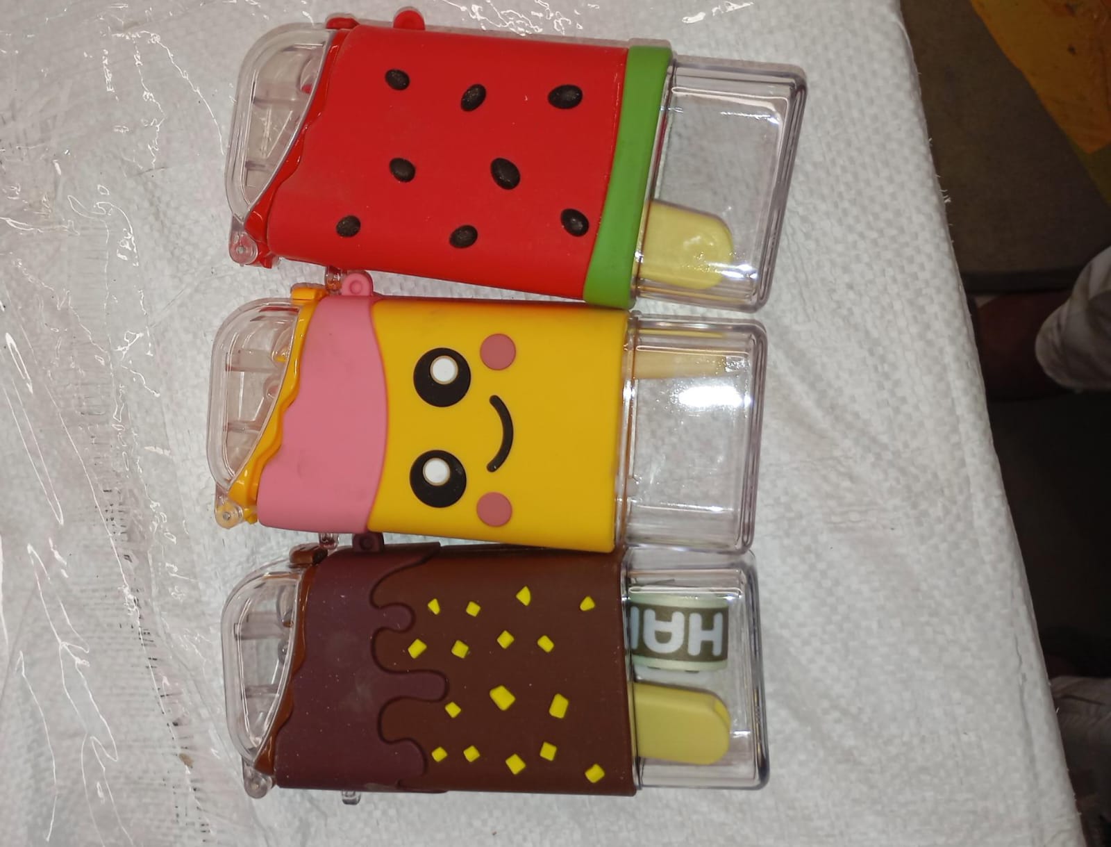 Portable Cute Water Bottle for Kids, Unique Ice Cream Shape water cup, sicle Shaped Plastic Kettle with Straw, Adjustable Shoulder Strap, BPA free, Leakproof (300 ML)